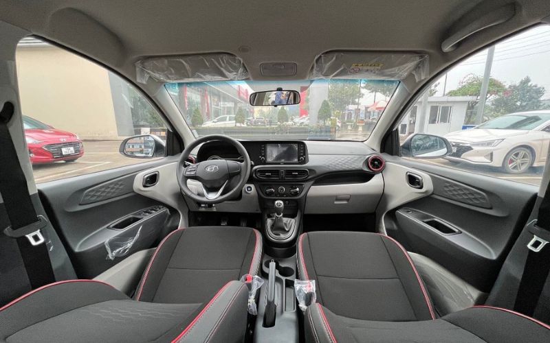 Hyundai i10 Nội thất
